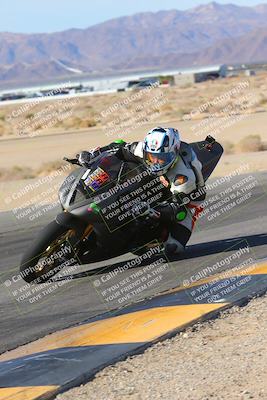 media/Dec-10-2023-SoCal Trackdays (Sun) [[0ce70f5433]]/Turn 9 Inside Set 1 (1115am)/